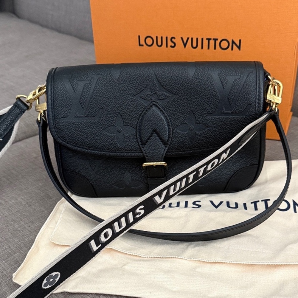 Louis Vuitton Black Diane bag